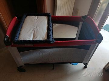 lettino da campeggio con materasso