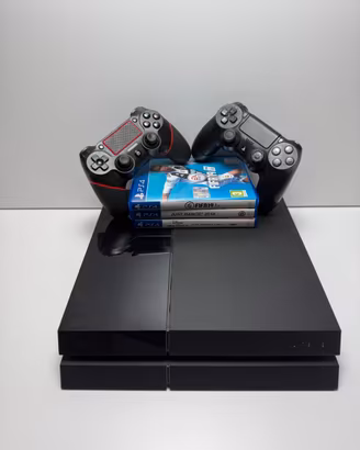 Console Sony ps4 fat nera completa ed in ottime co
