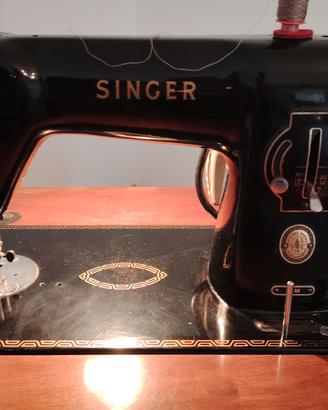 Macchina da cucito singer anni '30