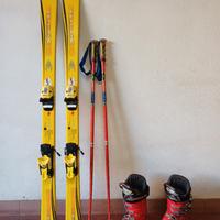 Sci + scarponi + bastoncini