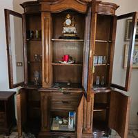 Credenza in legno con 3 vetrine anni '70