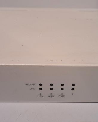 Firewall Sophos XG105