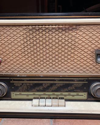 Radio d’epoca Siemens Milano a valvole – anni ’50