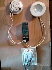 Materiale elettrico ( Mobile Bagno )