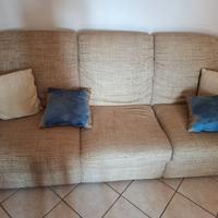 Divano Natuzzi 3 posti con puff 