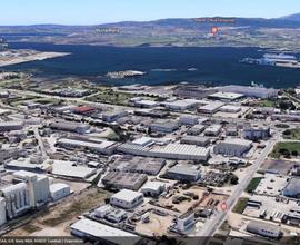 Imponente capannone nella zona industriale a Olbia