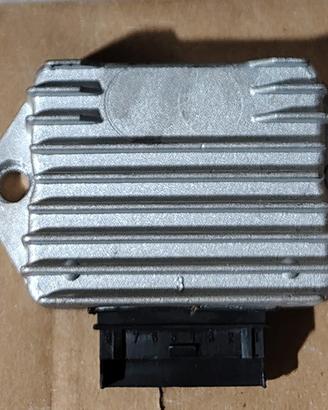 Regolatore di tensione Piaggio