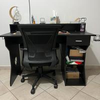 Scrivania nera professionale