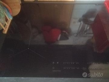 Piano Induzione eil83443 electrolux