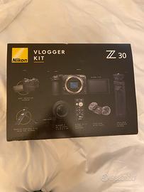 Nikon Z30 Vlogger kit + lexar SD 64gb