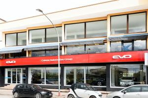 Ufficio fronte strada 400mq uscita caserta nord