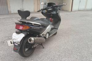 Yamaha T Max 