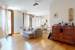 AMPIO TRILOCALE RISTRUTTURATO A NUOVO