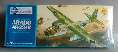 LINDBERG 1/72 ARADO AR-234B TWIN JET GERMAN KIT
