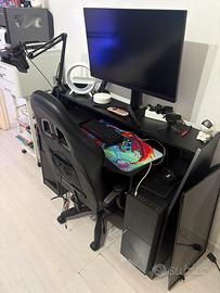 Pc con monitor