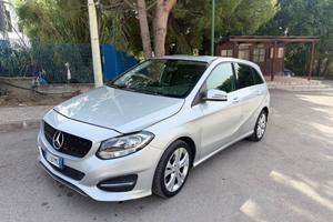 Mercedes-benz B 180 d Premium