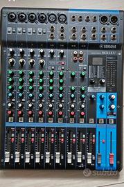 Mixer Yamaha mg12xu