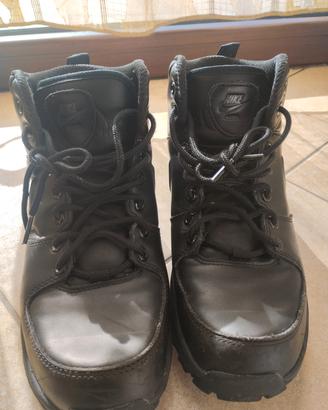 Scarpe stivaletto Nike manoa 