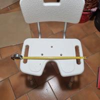 seggiola da  doccia per persone disabili