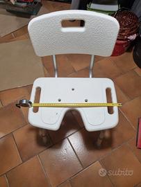 seggiola da  doccia per persone disabili