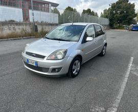 Ford Fiesta 1.4 TDCi 5p. Titanium