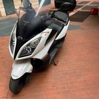 Kymco Downtown 300