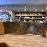 Arredamento completo bar come nuovo