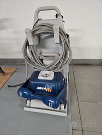 Pulitore per piscina