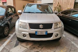Privato vende