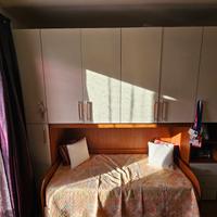 Armadio a ponte con Letto