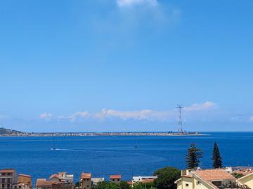 Appartamento Vista Mare sullo Stretto di Messina