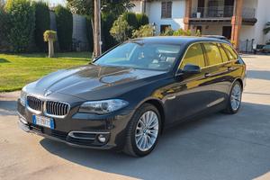 BMW 530 LUXURY 258 CV AUTOMATICA PARI AL NUOVO