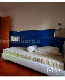 boiserie attrezzata di accessori ditta Zalf