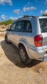TOYOTA RAV 4