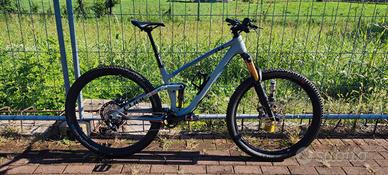 Cube Stereo 144 carbon - Tg. L