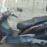 Piaggio Beverly 200