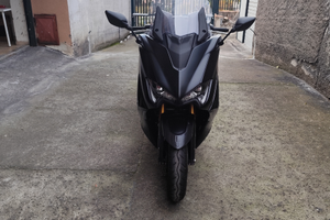 Yamaha Tmax Tech Max 560