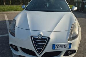 giulietta 1.6 jtd  adatta a neopatentati