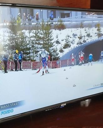 TV led 32 pollici AKAI con telecomando