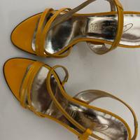 Scarpe ombretta vernice giallo tacco 70 numero 35