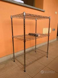 Piccolo scaffale filo metallico