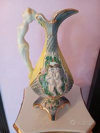 Brocca in ceramica Capodimonte