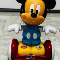 Clementoni Baby Mickey hoverboard suoni e frasi