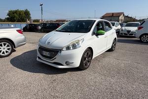 Peugeot 208 1.2 VTi 82 CV 5 porte GPL