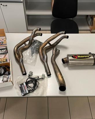 Scar. Aktapovic + Power Comm. Dynojet x ZX-6R 2004