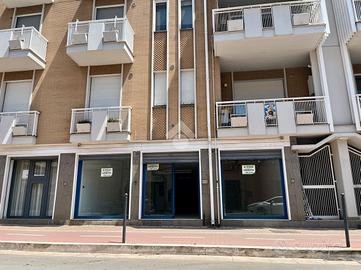 NEGOZIO A SAN SEVERO