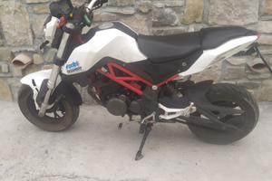 Benelli tnt 125