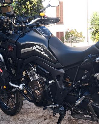 Honda Africa Twin CRF1000A Travel Edition (2017)