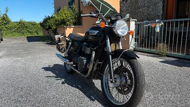 Triumph Bonneville - 2007