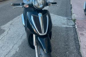 Scooter Carnaby Piaggio